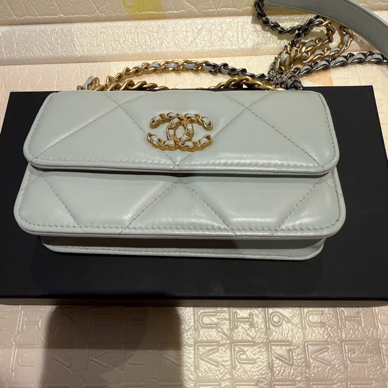 CHANEL BAG 19-3