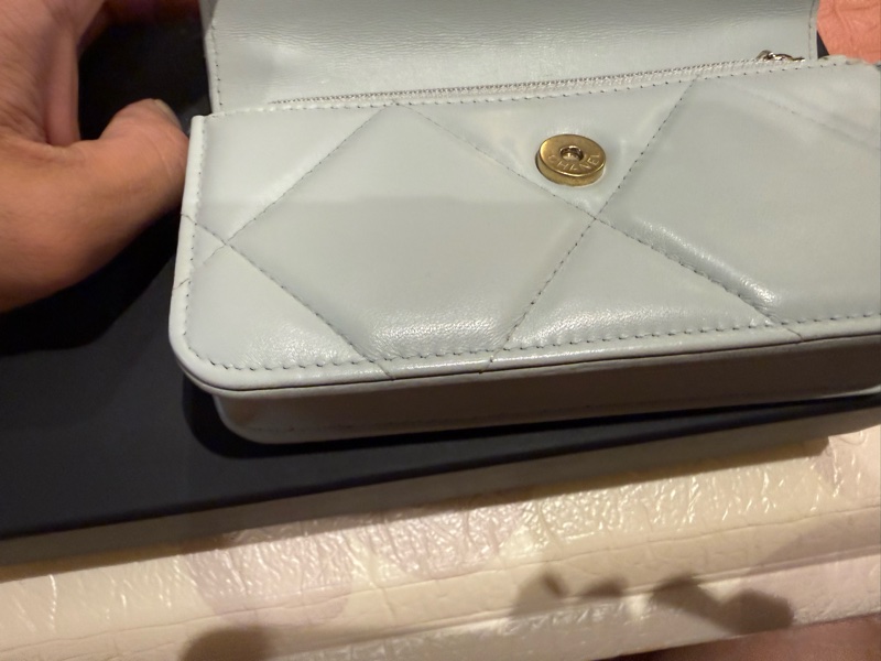 CHANEL BAG 19-13