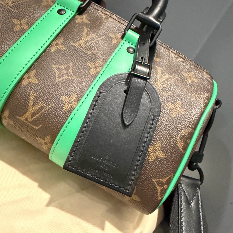 Louis Vuitton LV 經典老花拼綠色 Keepall25 斜背包-4