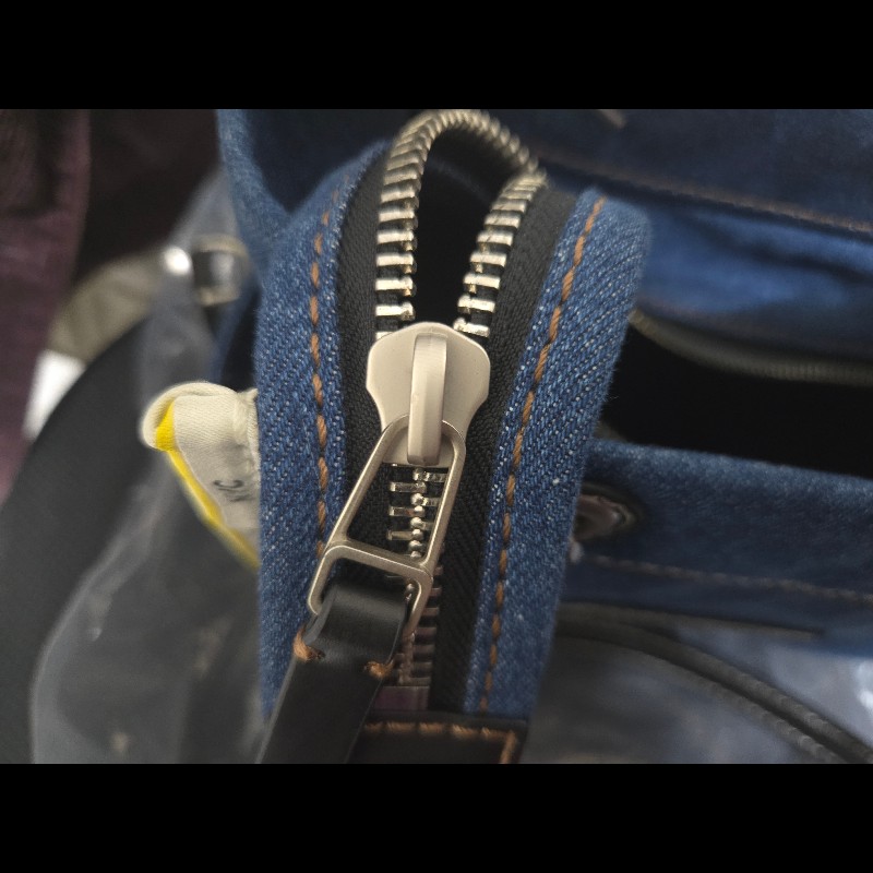 Marc jacobs 牛仔肩背包 小號-9