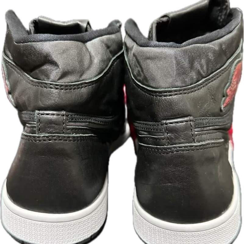 全新US9.5 Air Jordan 1 有盒-3