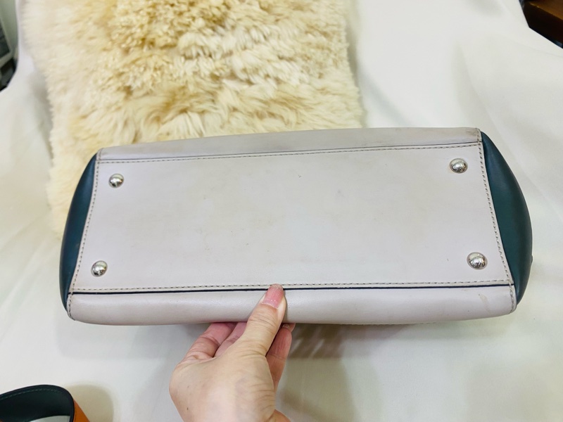 Fendi Dotcom 米白托特包-15