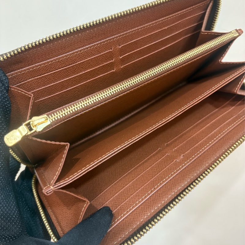 LV 老花經典拉鍊長夾 咖啡色內裡-4