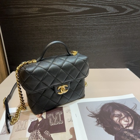 Chanel 黑荔枝牛皮牛奶盒子手提斜背包