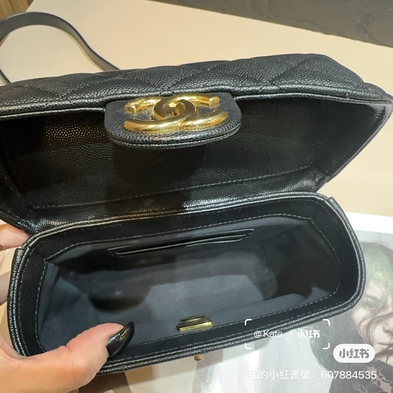 Chanel 黑荔枝牛皮牛奶盒子手提斜背包-5
