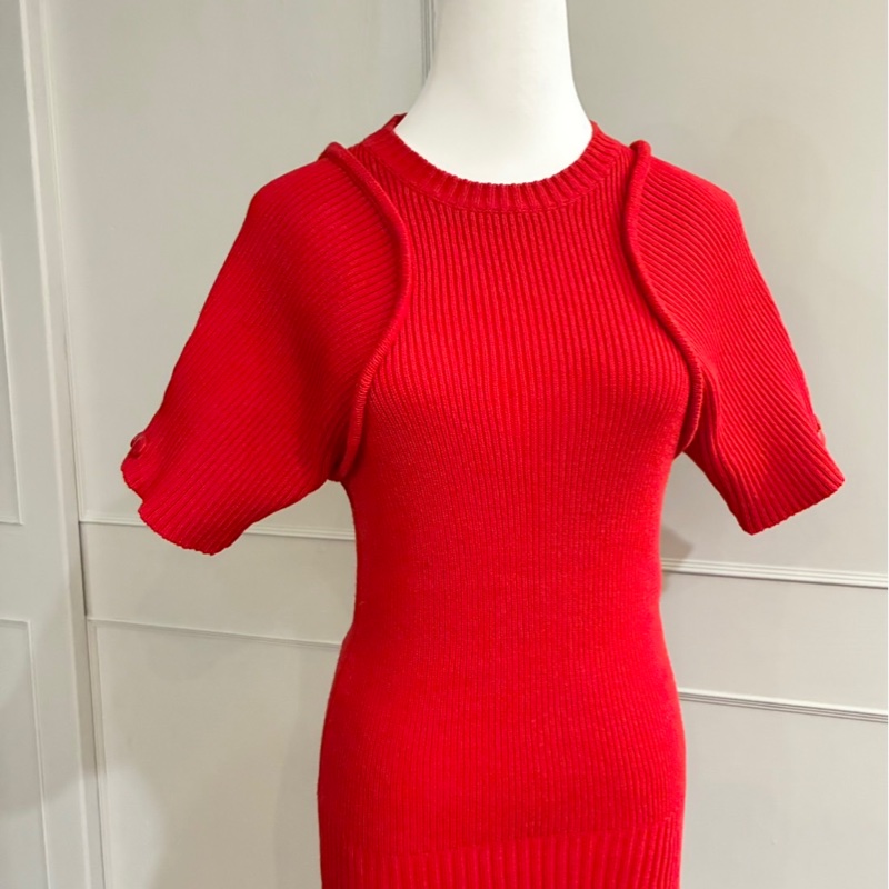 《新歡舊愛》近新正品LV 路易威登正紅色系喀什米爾毛絨造型上衣-0