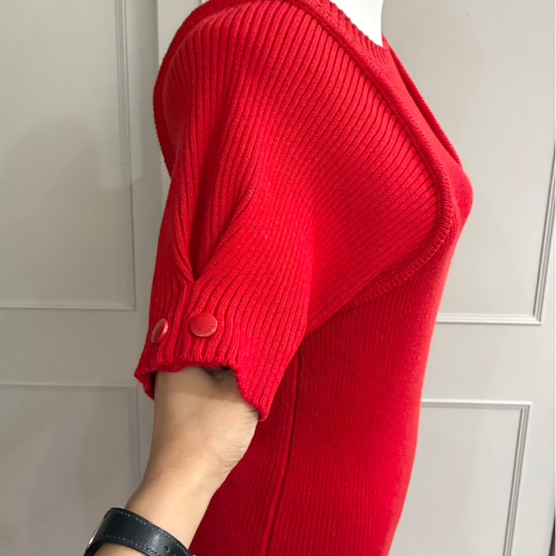 《新歡舊愛》近新正品LV 路易威登正紅色系喀什米爾毛絨造型上衣-5