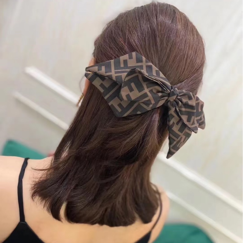 FENDI 棕色 菸草色調 FF LOGO 老花 蝴蝶結 髮圈 髮夾 髮飾-13
