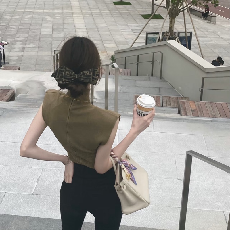 FENDI 棕色 菸草色調 FF LOGO 老花 蝴蝶結 髮圈 髮夾 髮飾-15