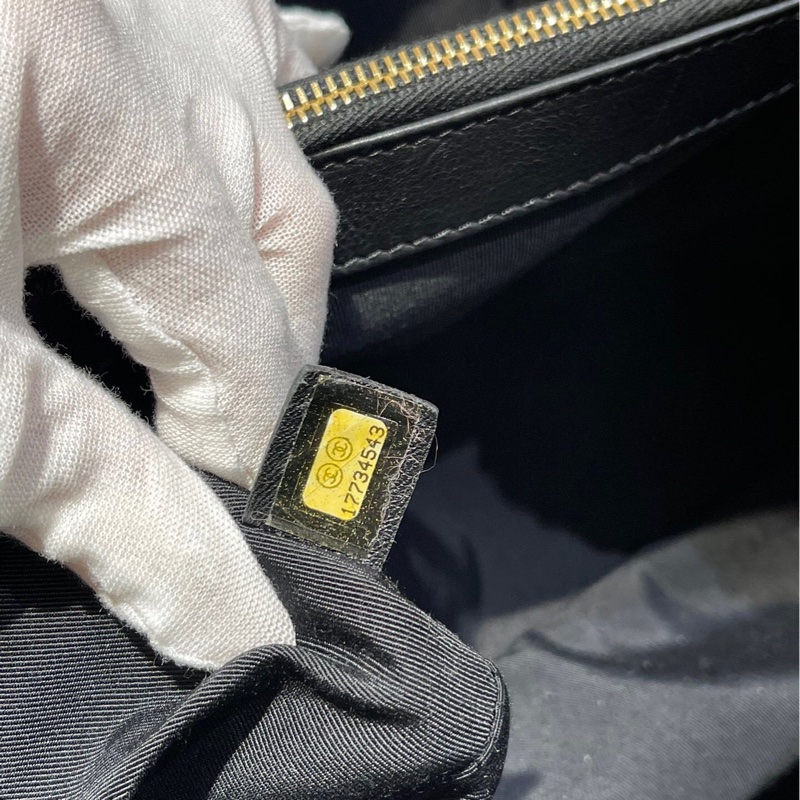 Chanel 香奈兒 購物袋鏈條tote包  黑金牛皮耐用 尺寸21*30.5*20,正常使用痕跡-6
