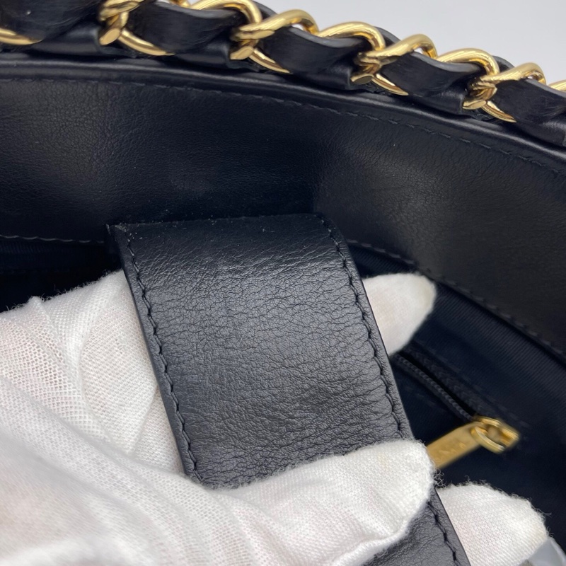 Chanel 香奈兒 購物袋鏈條tote包  黑金牛皮耐用 尺寸21*30.5*20,正常使用痕跡-13