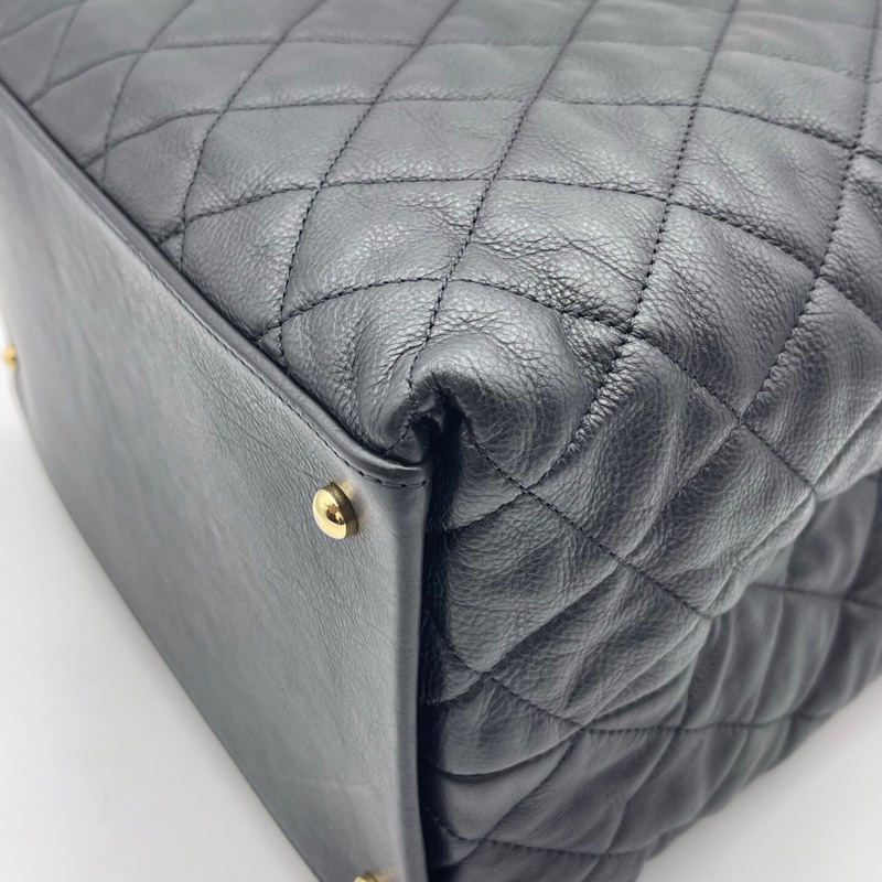 Chanel 香奈兒 購物袋鏈條tote包  黑金牛皮耐用 尺寸21*30.5*20,正常使用痕跡-14