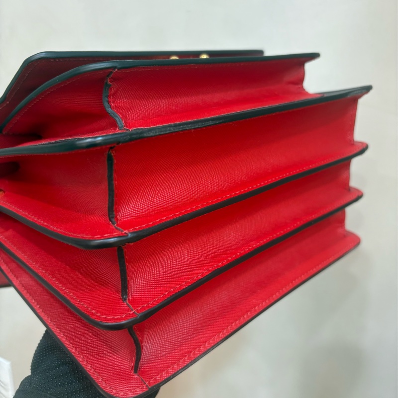 MARNI Trunk 斜背包/單肩包 黑藍紅 風琴包-5