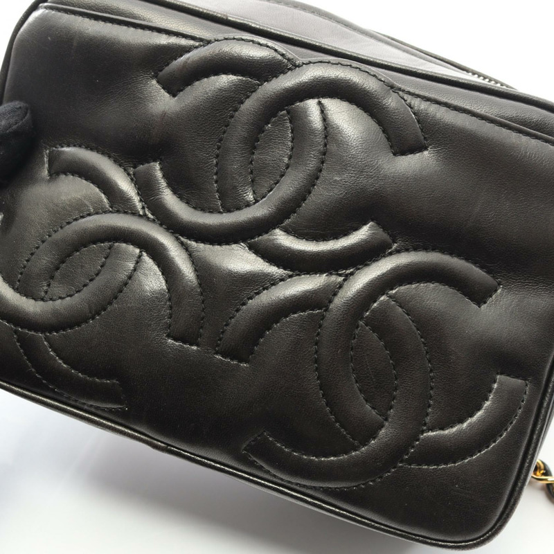 香奈兒三重 COCO 標誌鏈斜背包單肩包，流蘇羊皮，黑色，二手，金色五金-7