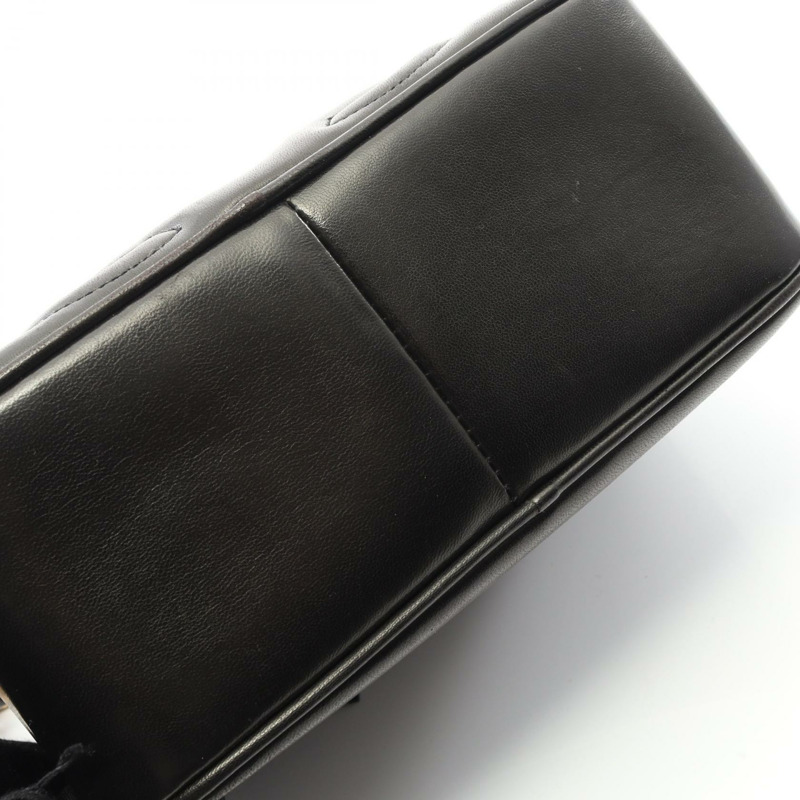 香奈兒三重 COCO 標誌鏈斜背包單肩包，流蘇羊皮，黑色，二手，金色五金-9