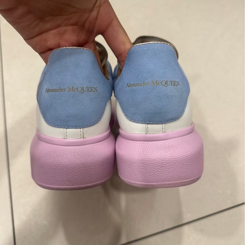 MCQUEEN小白鞋經典單品-1