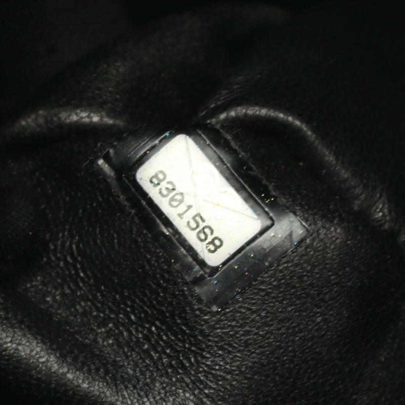 香奈兒 (CHANEL) Medallion 手提包，黑色小牛皮材質，二手，女士款，帶五金配件-4