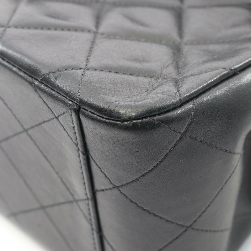 香奈兒 Jumbo Matelasse 34 單翻蓋鏈條肩背包，羊皮材質，黑色，二手，金色五金-6