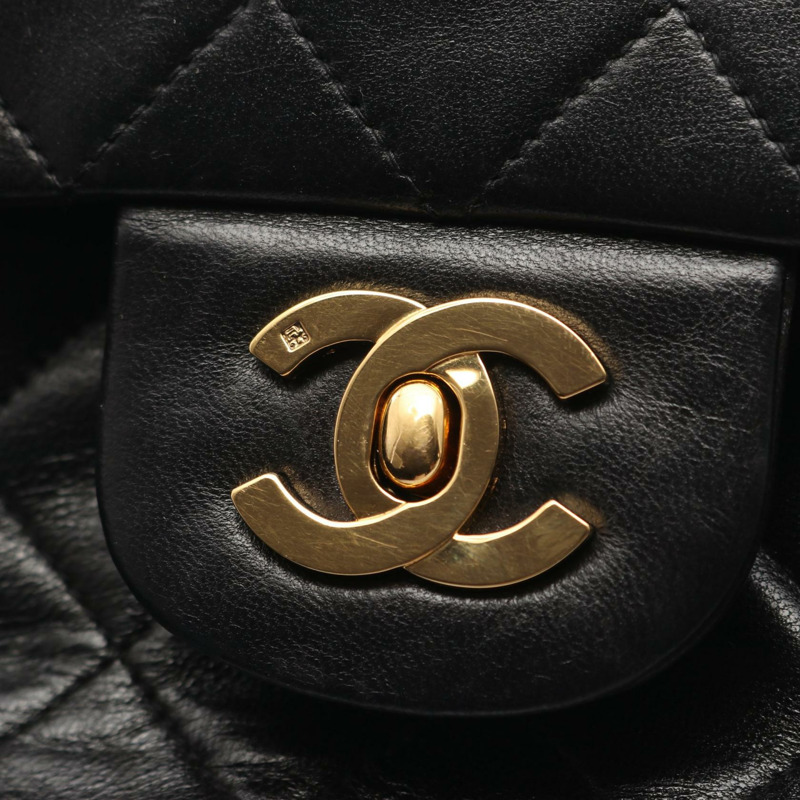 香奈兒 (CHANEL) Matelasse W 翻蓋鏈條單肩包，羊皮材質，黑色，二手，女士款，金色五金-9