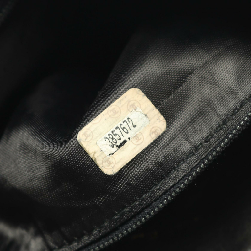 香奈兒 (CHANEL) 絎縫鏈條斜挎單肩包，羊皮材質，黑色，二手，女士款，金色五金-4