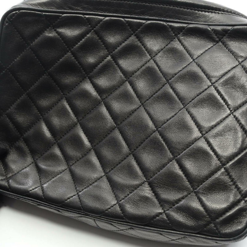 香奈兒 (CHANEL) 絎縫鏈條斜挎單肩包，羊皮材質，黑色，二手，女士款，金色五金-6