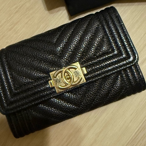 Chanel boy 山形紋 荔枝皮 卡夾 零錢包