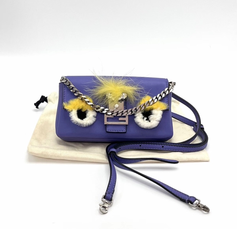 FENDI紫色小怪獸超mini肩背斜背包15*8*2.5 98新配件塵袋-0