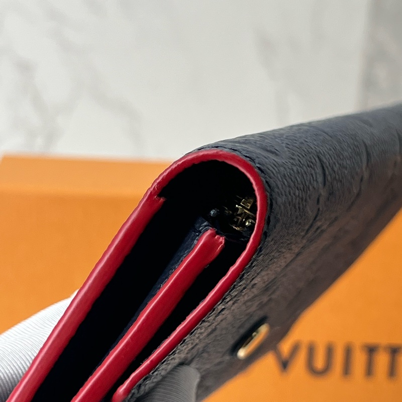 💗香緹國際精品💗 672 EMILIE 海軍藍壓紋長夾 晶片款-4