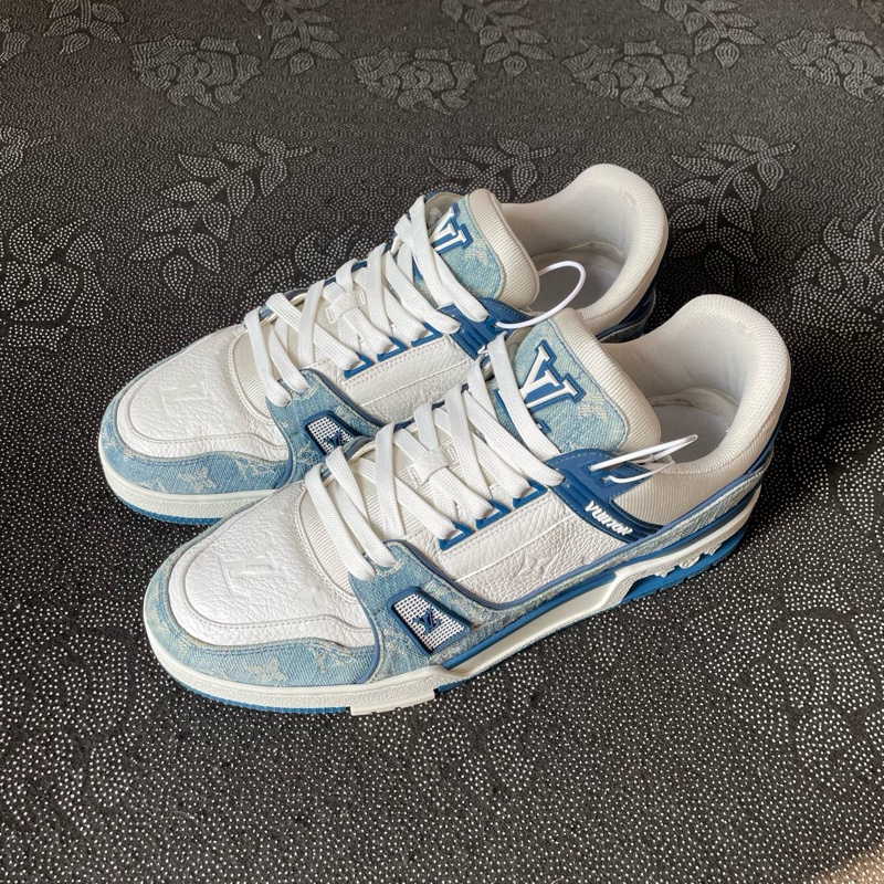 lv trainer白藍牛仔42.5碼無盒，成色不錯-0