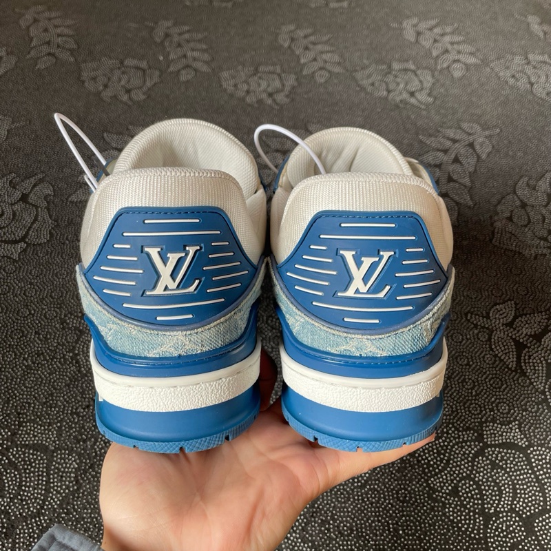 lv trainer白藍牛仔42.5碼無盒，成色不錯-2