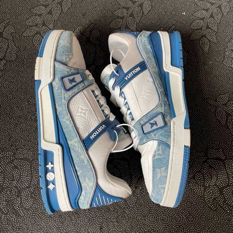 lv trainer白藍牛仔42.5碼無盒，成色不錯-5