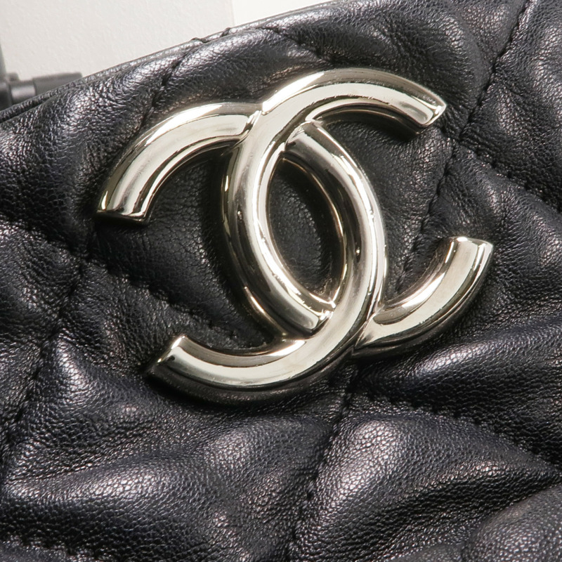 CHANEL 牛皮皮革Shoulder Bag銀扣鏈帶肩背袋-9