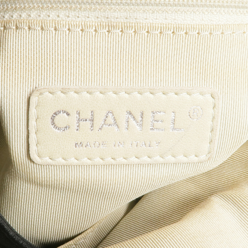 CHANEL 牛皮皮革Shoulder Bag銀扣鏈帶肩背袋-12