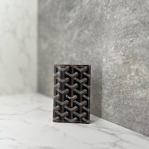 💗香緹國際精品💗 717 Goyard 對折卡包 可放鈔票💶