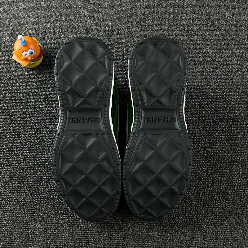 Chanel香奈兒白綠低幫運動鞋 尺碼：37 整體成色不錯-7