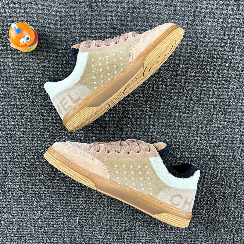 Chanel香奈兒卡其絨面板鞋 尺碼：38 整體成色不錯-2