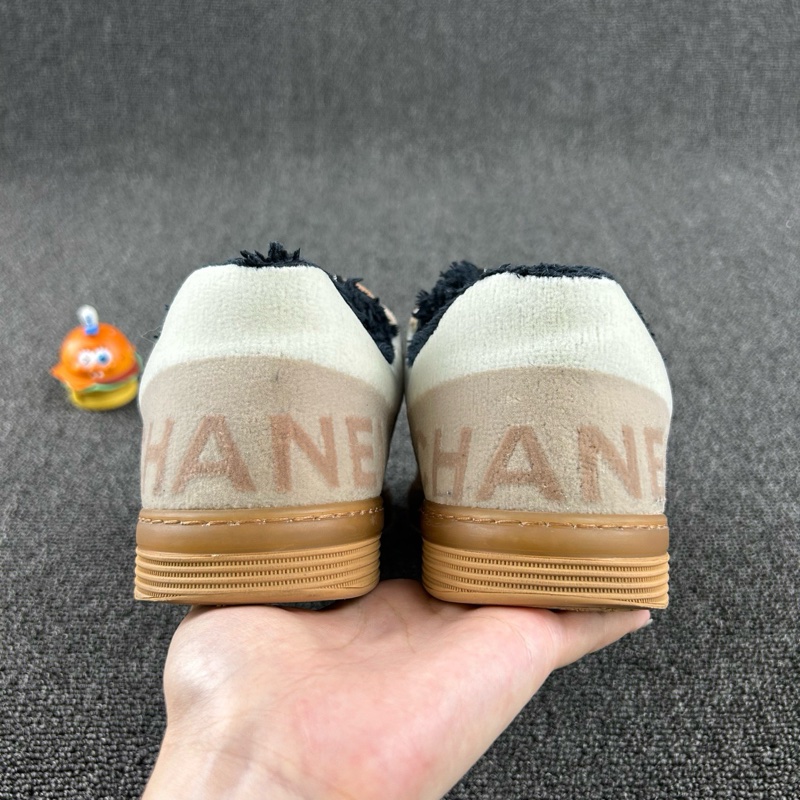 Chanel香奈兒卡其絨面板鞋 尺碼：38 整體成色不錯-4