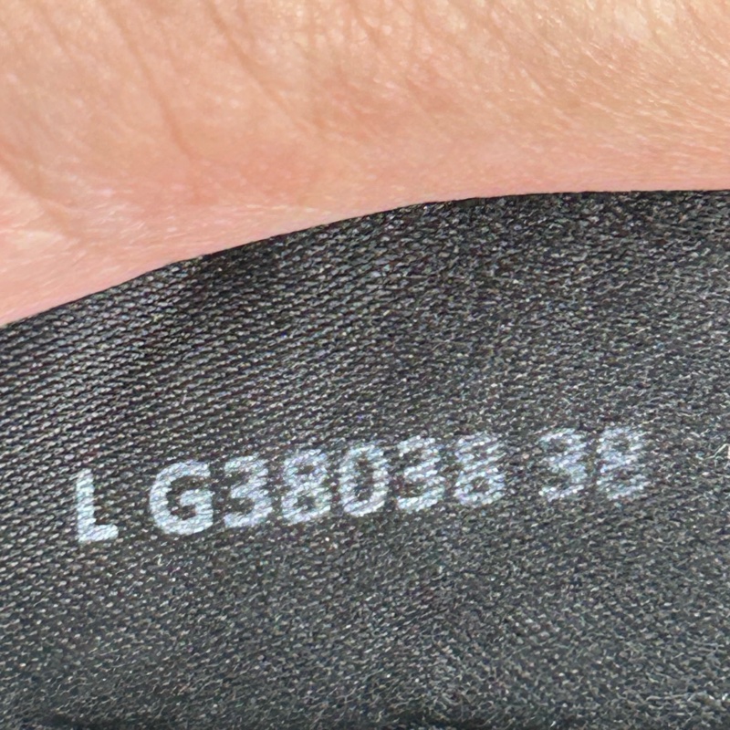 Chanel香奈兒卡其絨面板鞋 尺碼：38 整體成色不錯-6