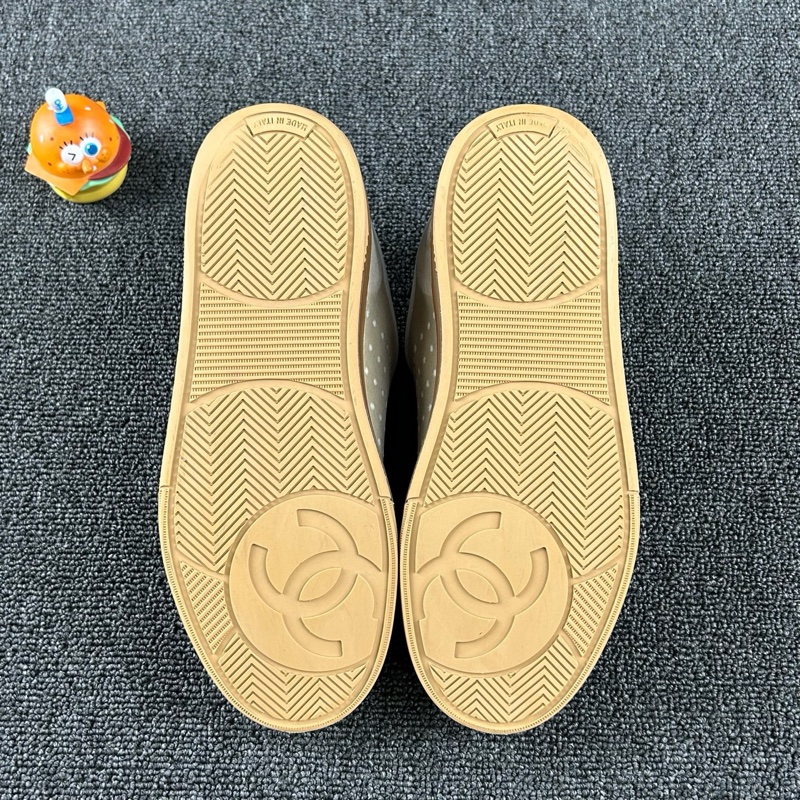 Chanel香奈兒卡其絨面板鞋 尺碼：38 整體成色不錯-7