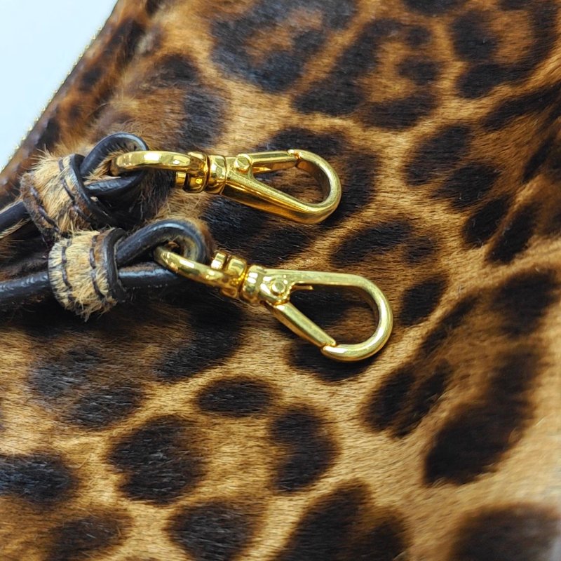 PRADA棕色皮草單肩包斜挎包金色五金可拆卸肩-16