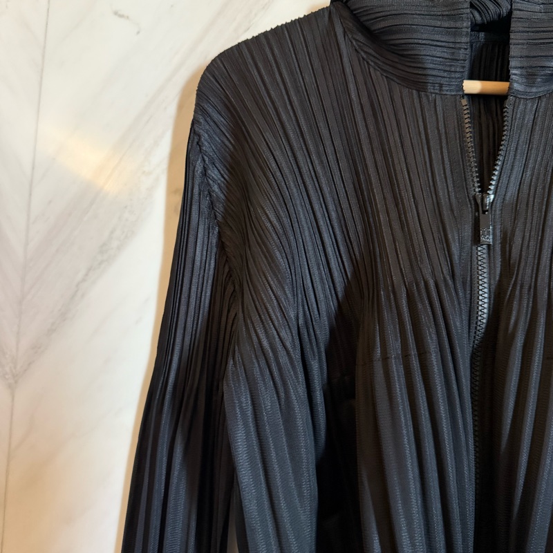 Pleats Please ISSEY MIYAKE 蓬蓬連褶連帽外套 3號-2