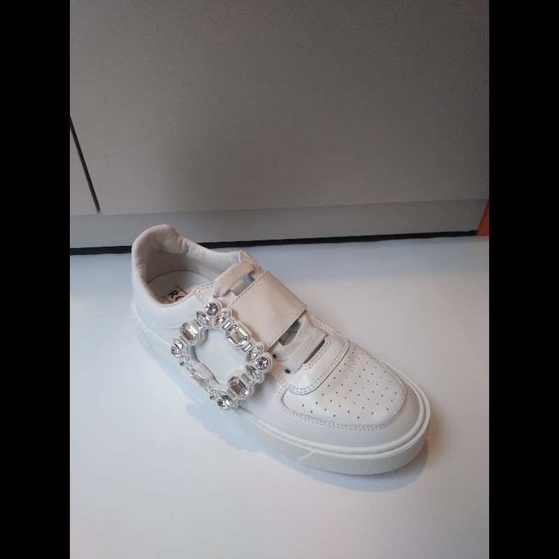 Roger Vivier 白皮水鑽方釦休閒鞋-5