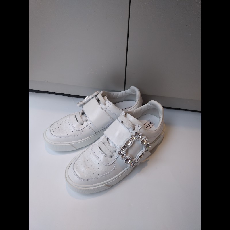 Roger Vivier 白皮水鑽方釦休閒鞋-6