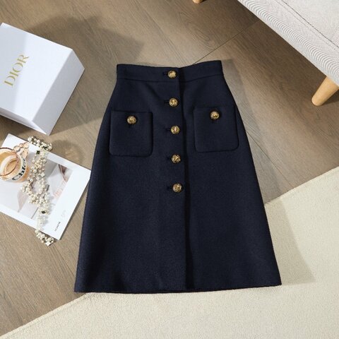 ❤️ MIUMIU 經典黑金配色 半身裙