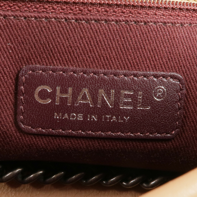 CHANEL 牛皮皮革Chain Shoulder銀扣鏈帶肩背袋-5