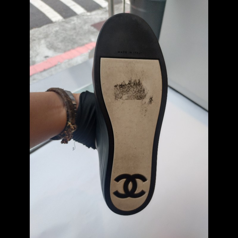 Chanel 黑白皮革綁帶休閒鞋-13