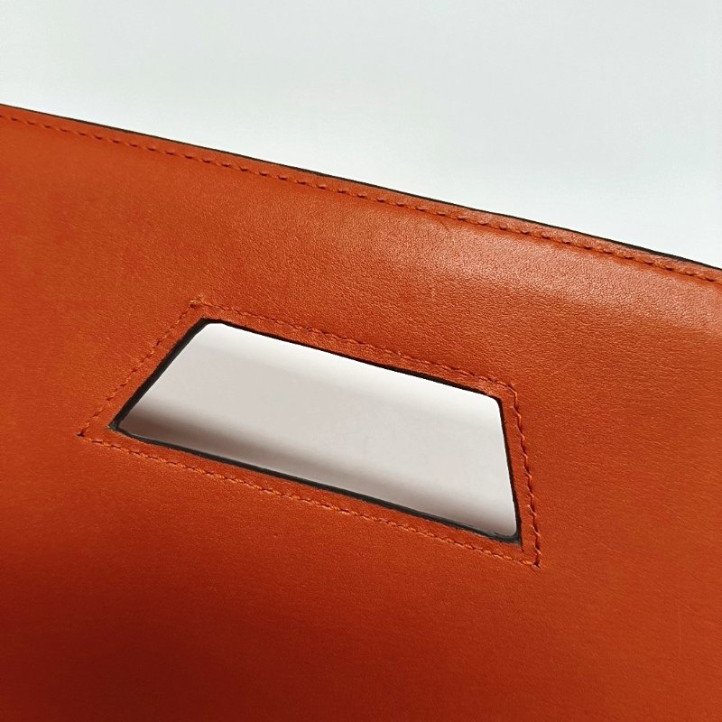 LOEWE Barcelona 橙色牛皮斜挎包單肩包金色五金可拆卸肩帶-12