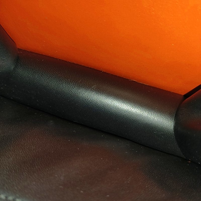 LOEWE Barcelona 橙色牛皮斜挎包單肩包金色五金可拆卸肩帶-16