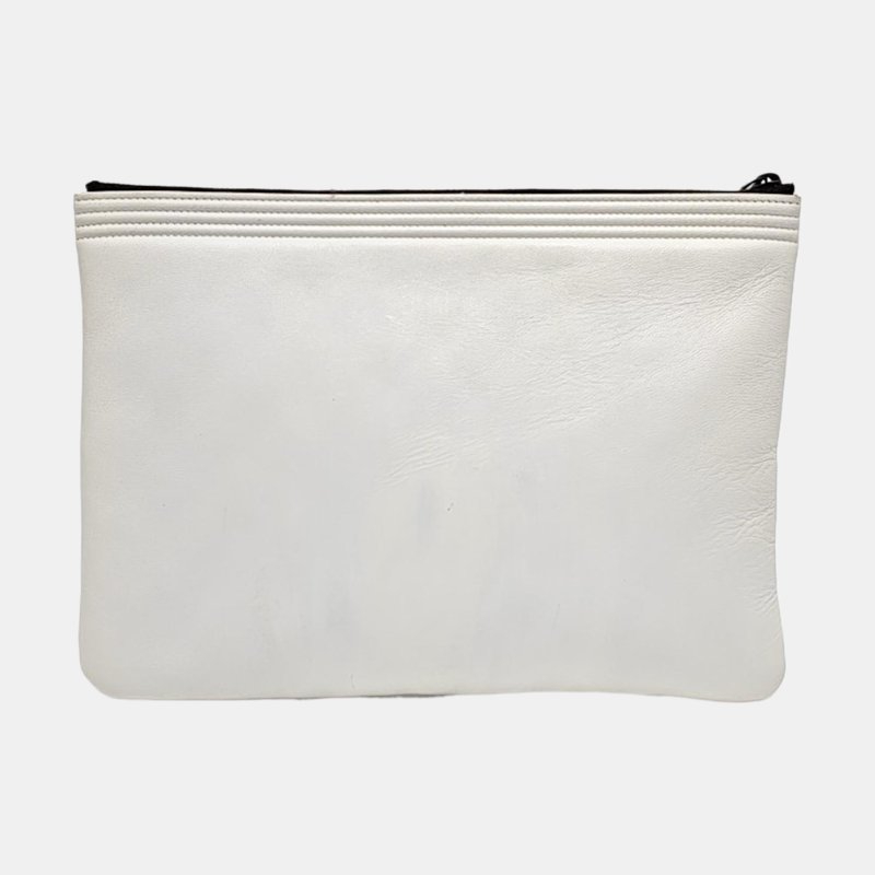 CHANEL BOY CHANEL白色羊皮手拿包黑色五金24開-4