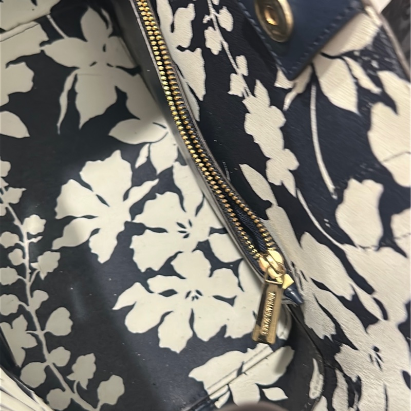 Michael Kors 兩用手提包、肩背包、商務包、斜背包,海軍藍皮革-7